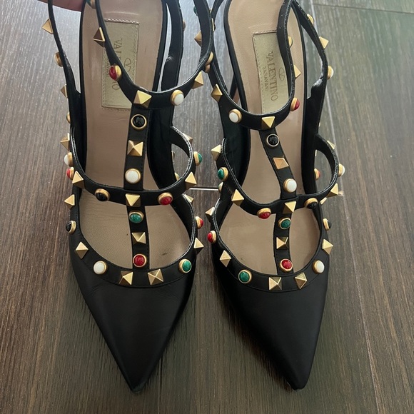 Valentino Tribal Rockstud Pumps - Picture 2 of 9